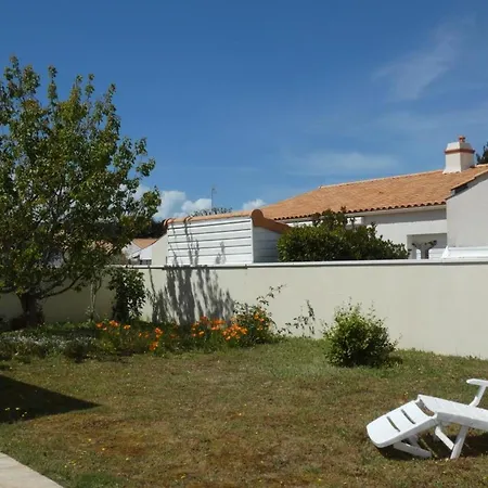 Maison Lumineuse Avec Jardin - 4 Personnes - Fr-1-540-286 *