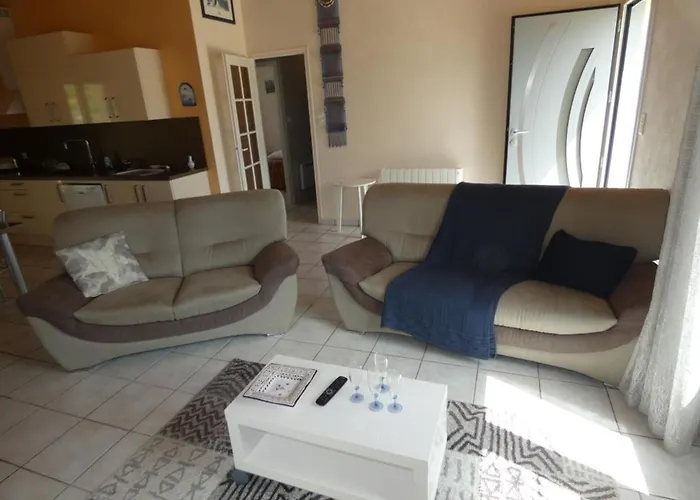 Maison Lumineuse Avec Jardin - 4 Personnes - Fr-1-540-286 بيت للعطل