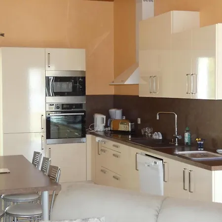 Ferienhaus Maison Lumineuse Avec Jardin - 4 Personnes