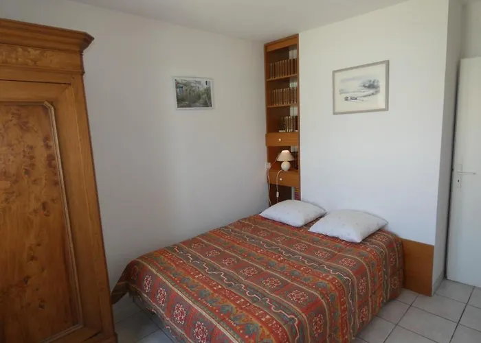 Maison Lumineuse Avec Jardin - 4 Personnes - Fr-1-540-286